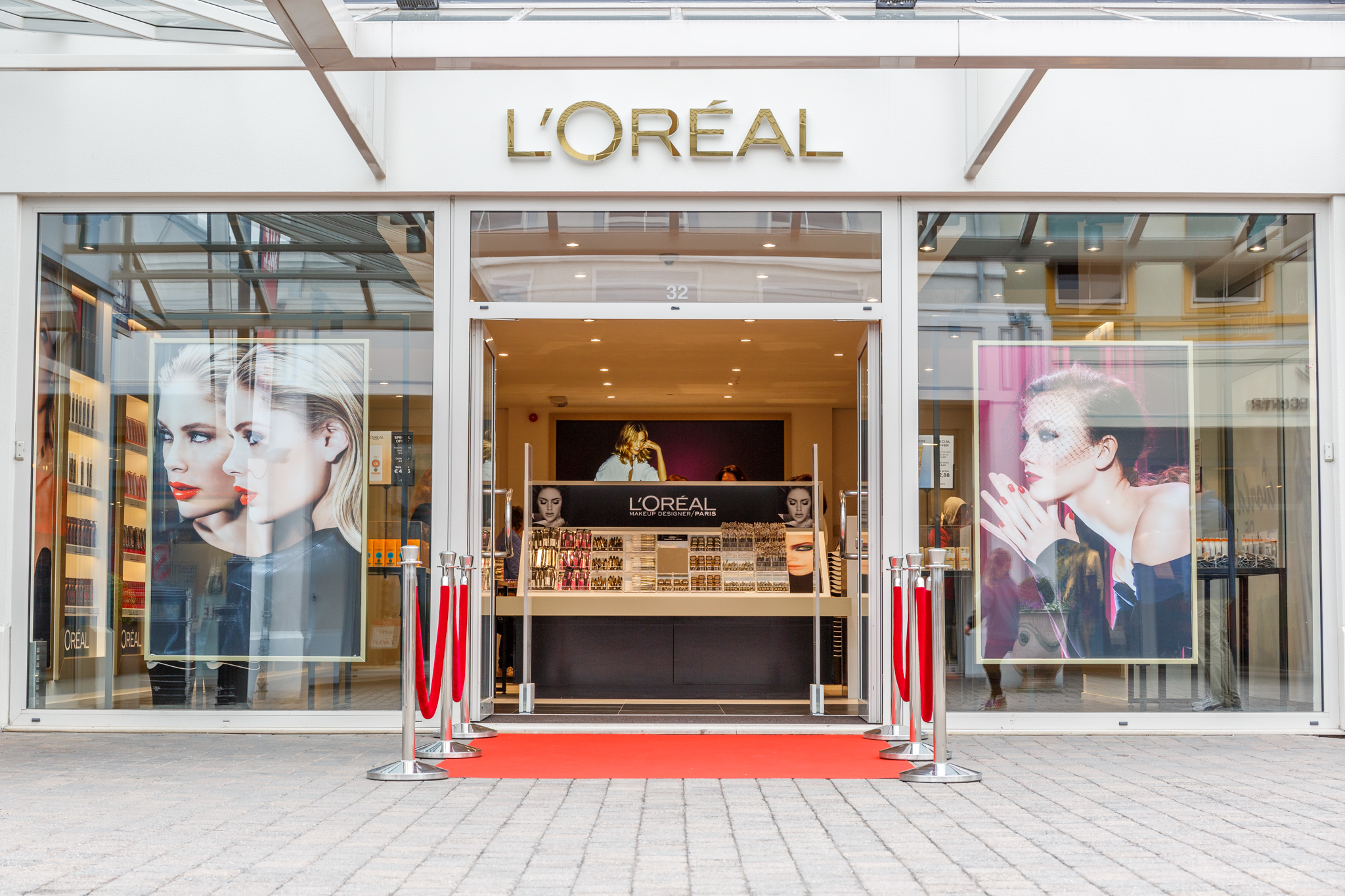 L'Oréal Paris opent winkel in Designer Outlet Roermond Lifestylelady.nl